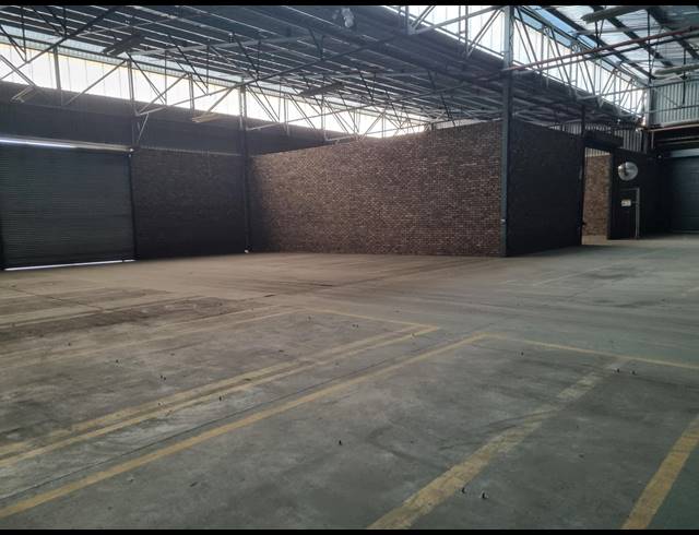 3,492M² WAREHOUSE TO LET IN ROCKY DRIFT